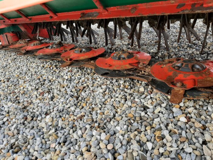 2016 Kverneland 3132MT Mounted Conditioner Mower SOLD - Image 2
