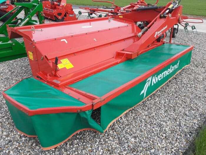 2016 Kverneland 3132MT Mounted Conditioner Mower SOLD - Image 3