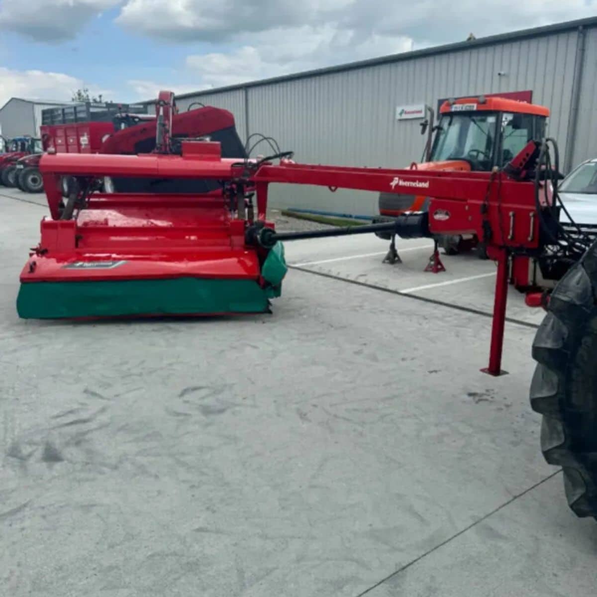 Kverneland Trailed Mower