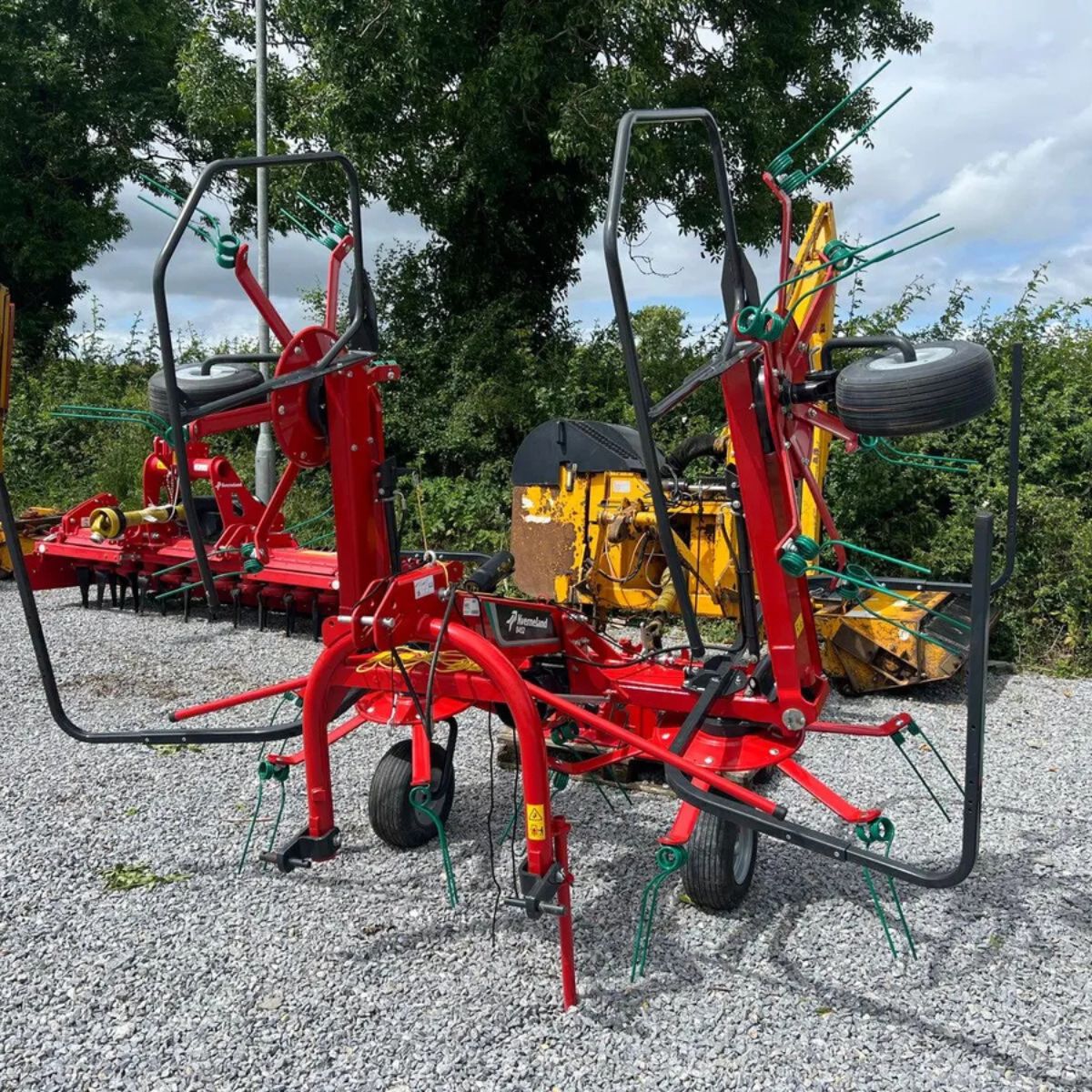 Kverneland Tedder