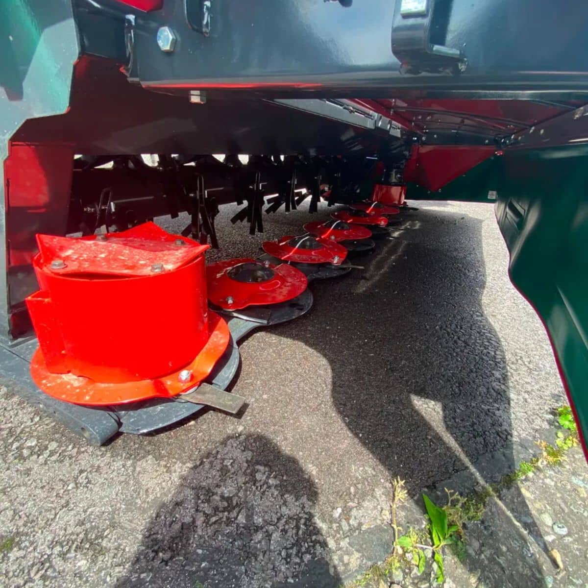 New Kverneland 3228MT Mower Conditioner - Image 3
